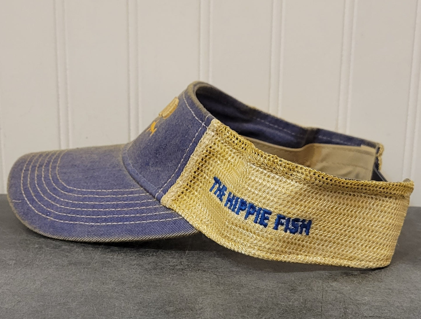 OLD FAVORITE VISOR (SHARK)