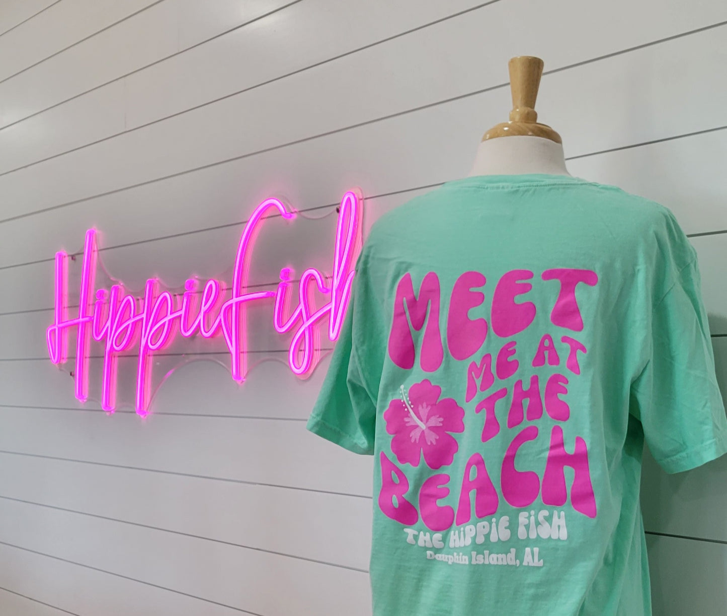 MEET ME AT THE BEACH SS T-SHIRT