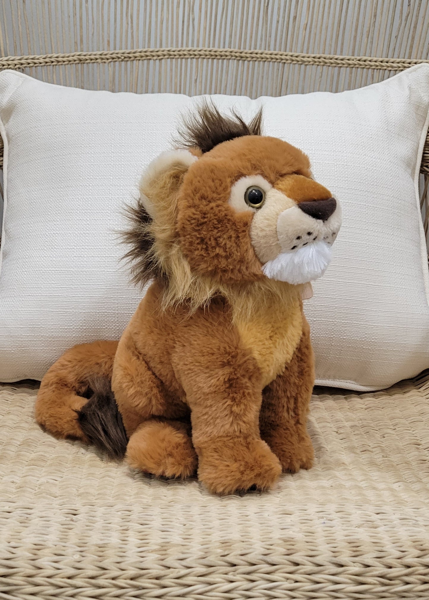 FAHLO TRACKING PLUSHIES