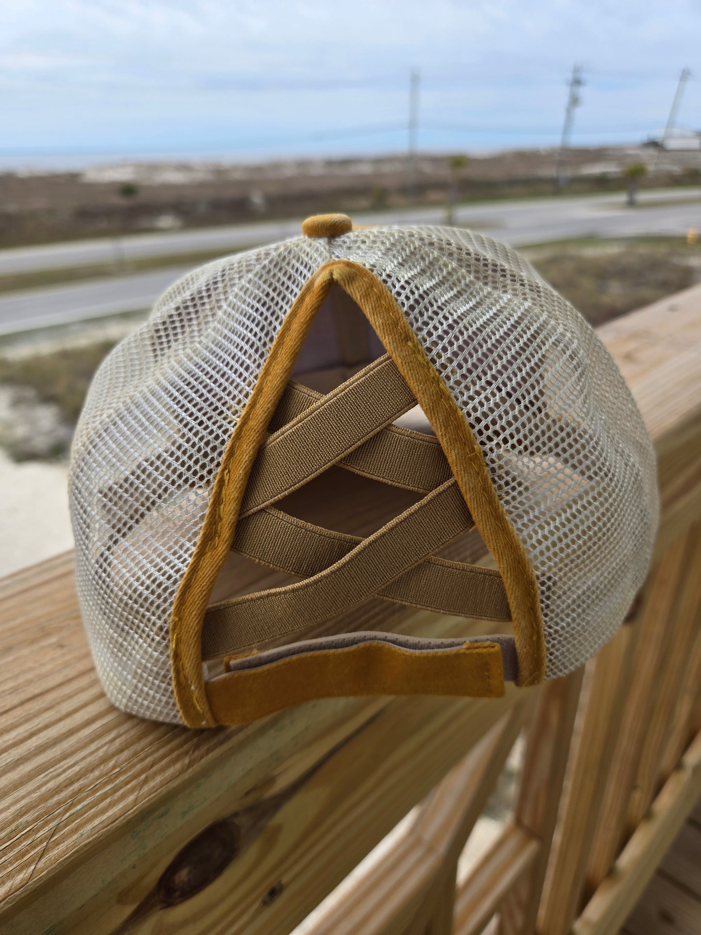 DAUPHIN ISLAND DESTINATION TRUCKER HATS