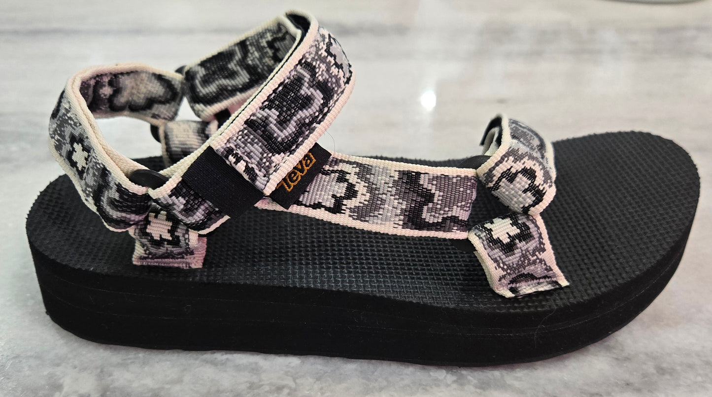 TEVA WOMEN'S MIDFORM UNIVERSAL