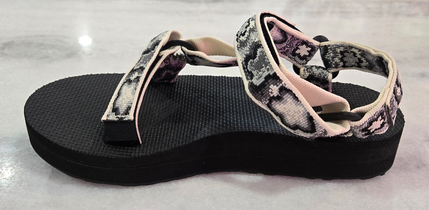 TEVA WOMEN'S MIDFORM UNIVERSAL