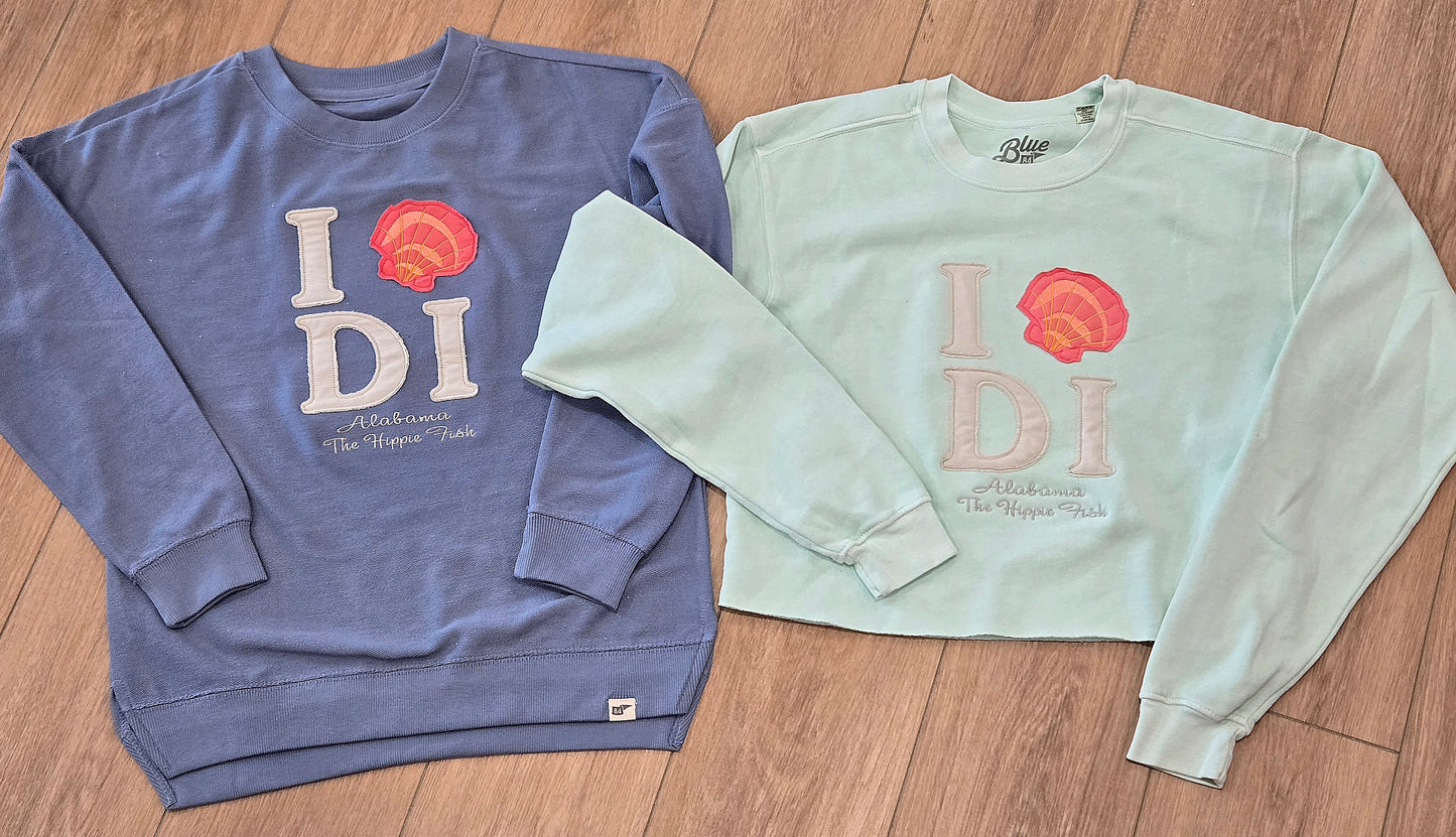 TALE BE TOLD MID CROPPED FLEECE CREW