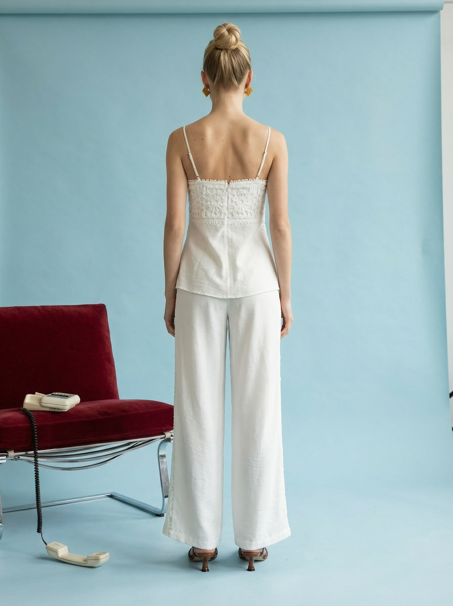JASMINE CROCHET DETAIL SLEEVELESS TOP