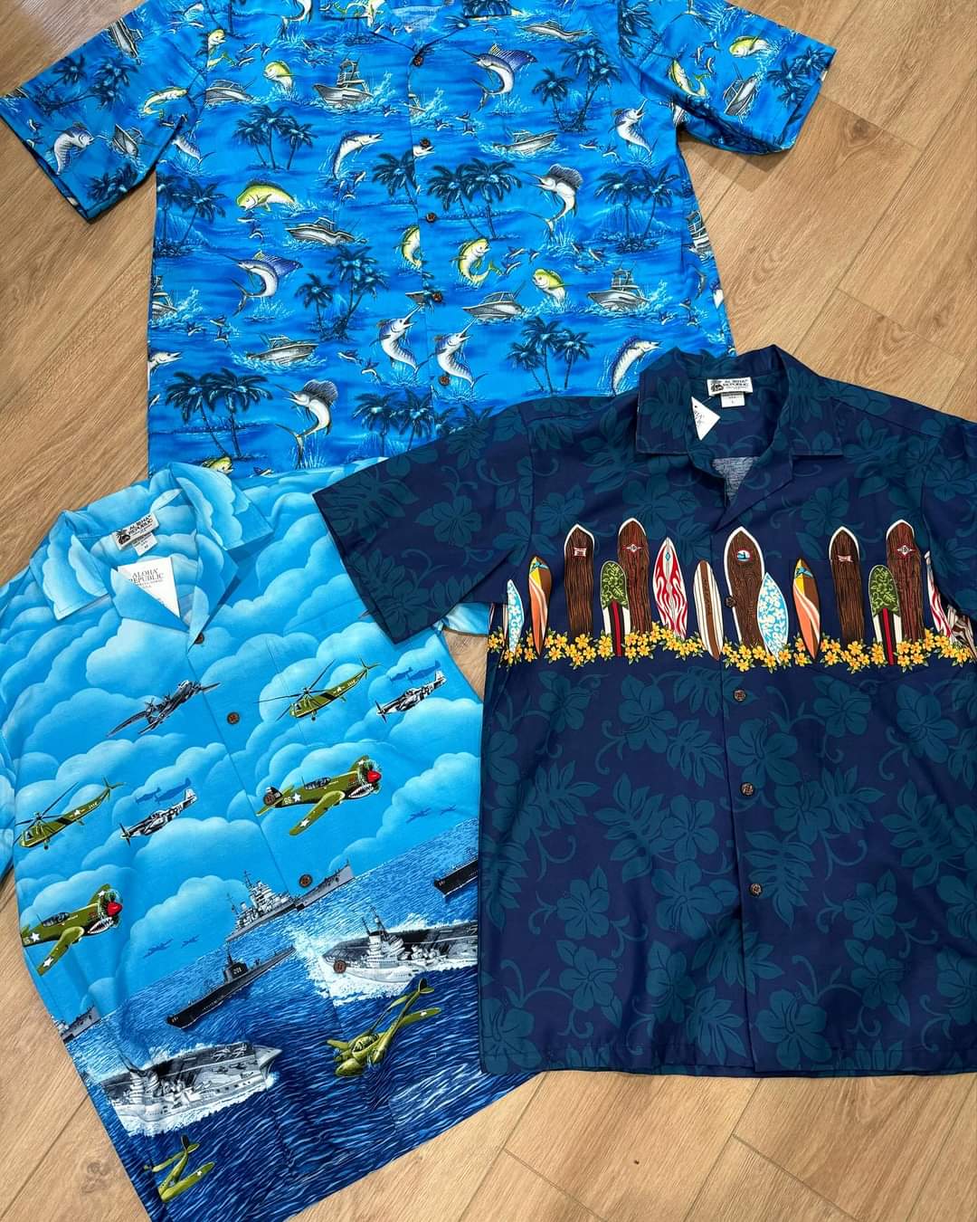 ALOHA REPUBLIC HAWAIIAN SHIRTS