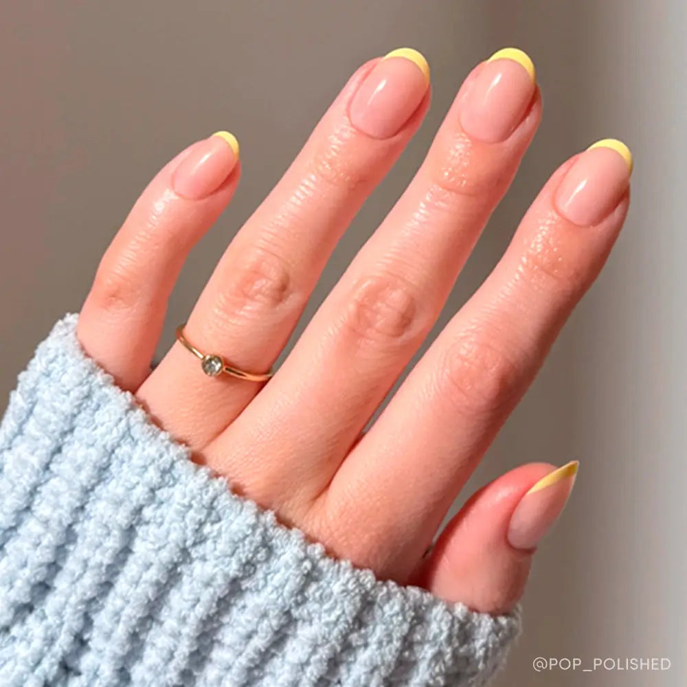 GLAMNETIC NAILS