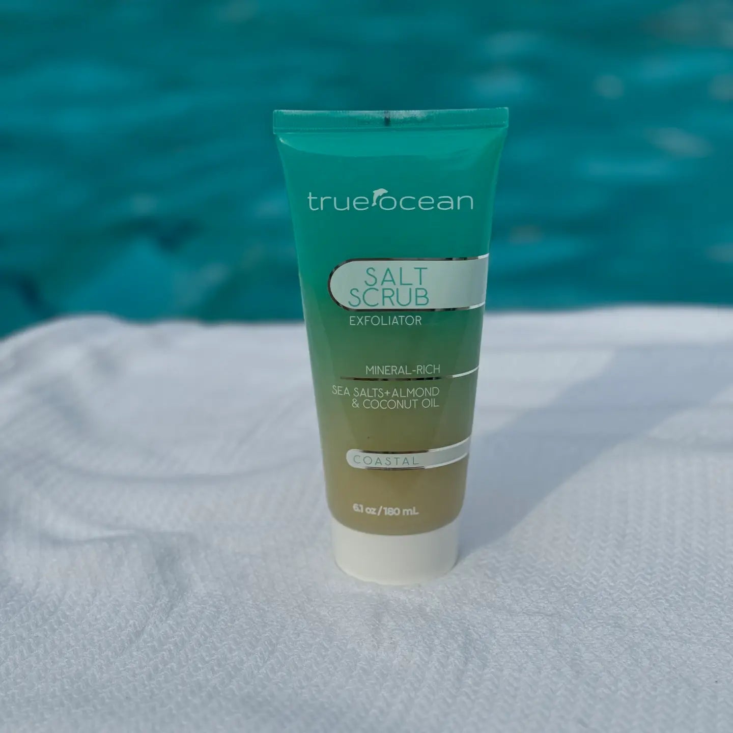 TRUE OCEAN: SALT SCRUB - EXFOLIATOR AND MOISTURIZER