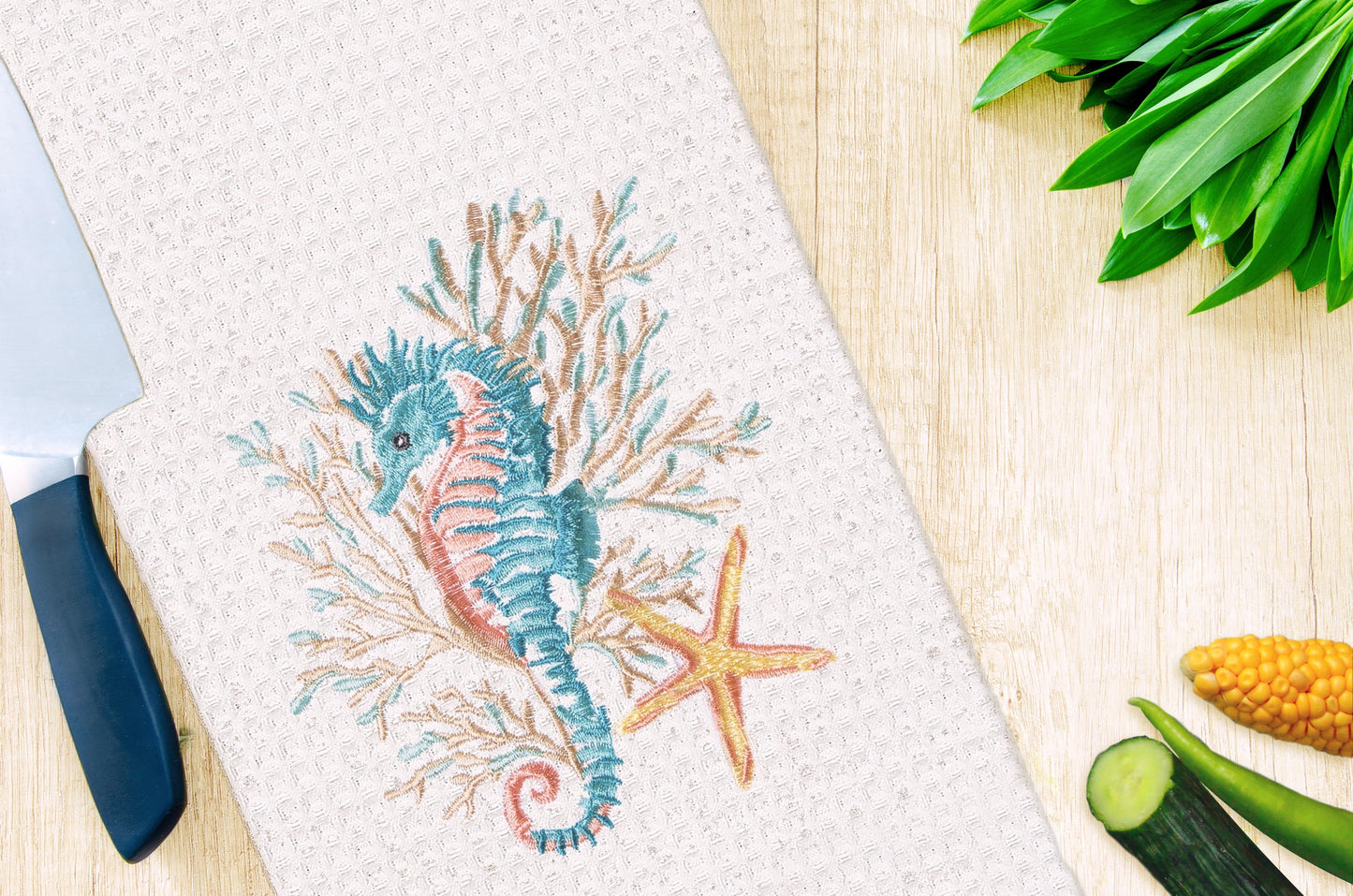 BEACHY CHRISTMAS KITCHEN TOWELS
