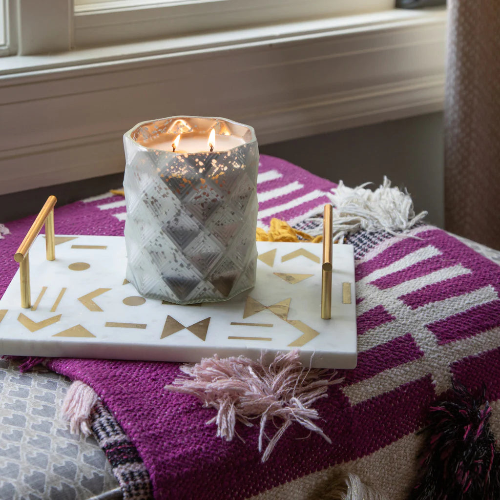 SWEET GRACE DIAMOND PATTERN GLASS CANDLE