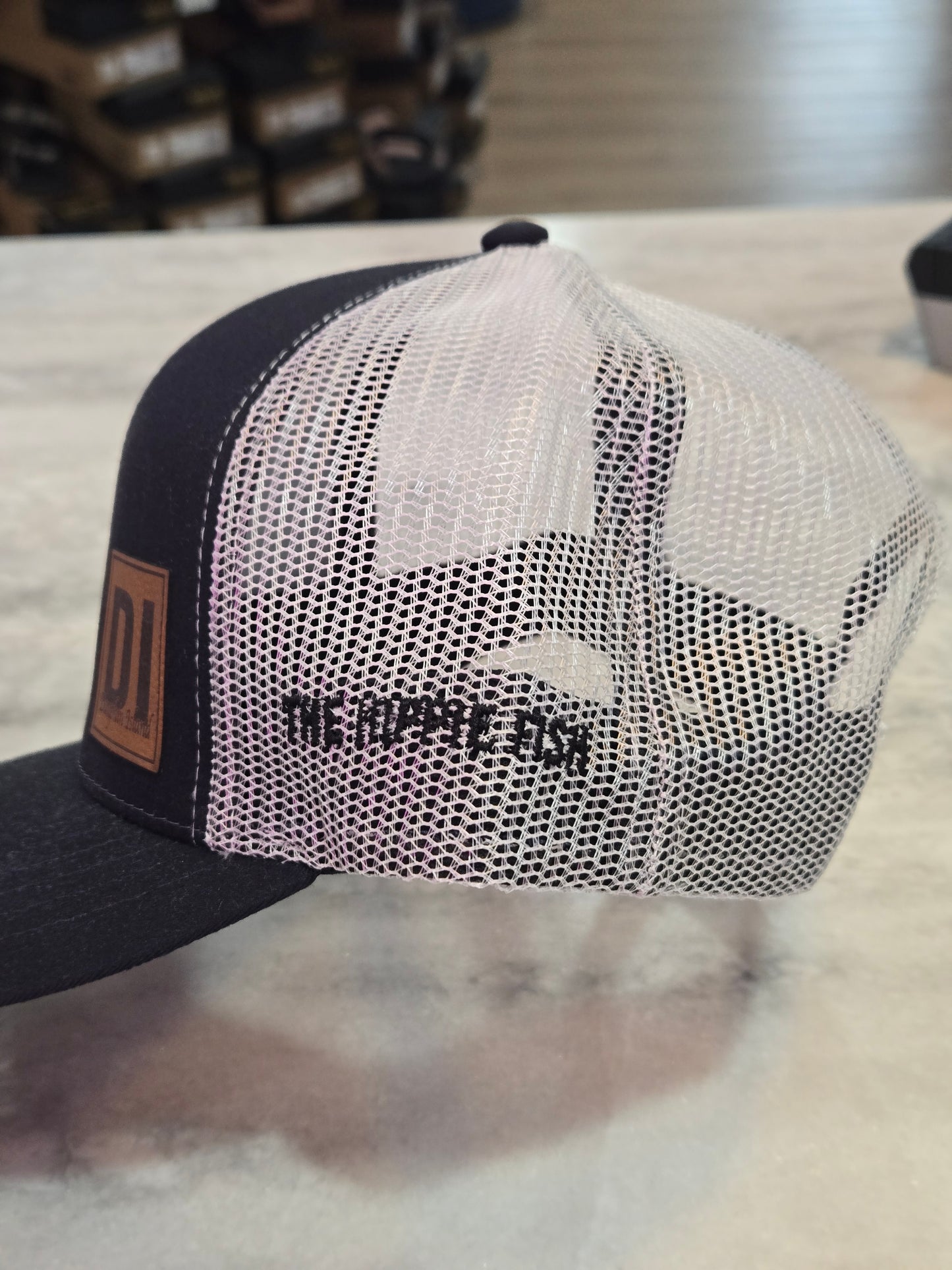 OFFSET LEATHER PATCH DI HAT