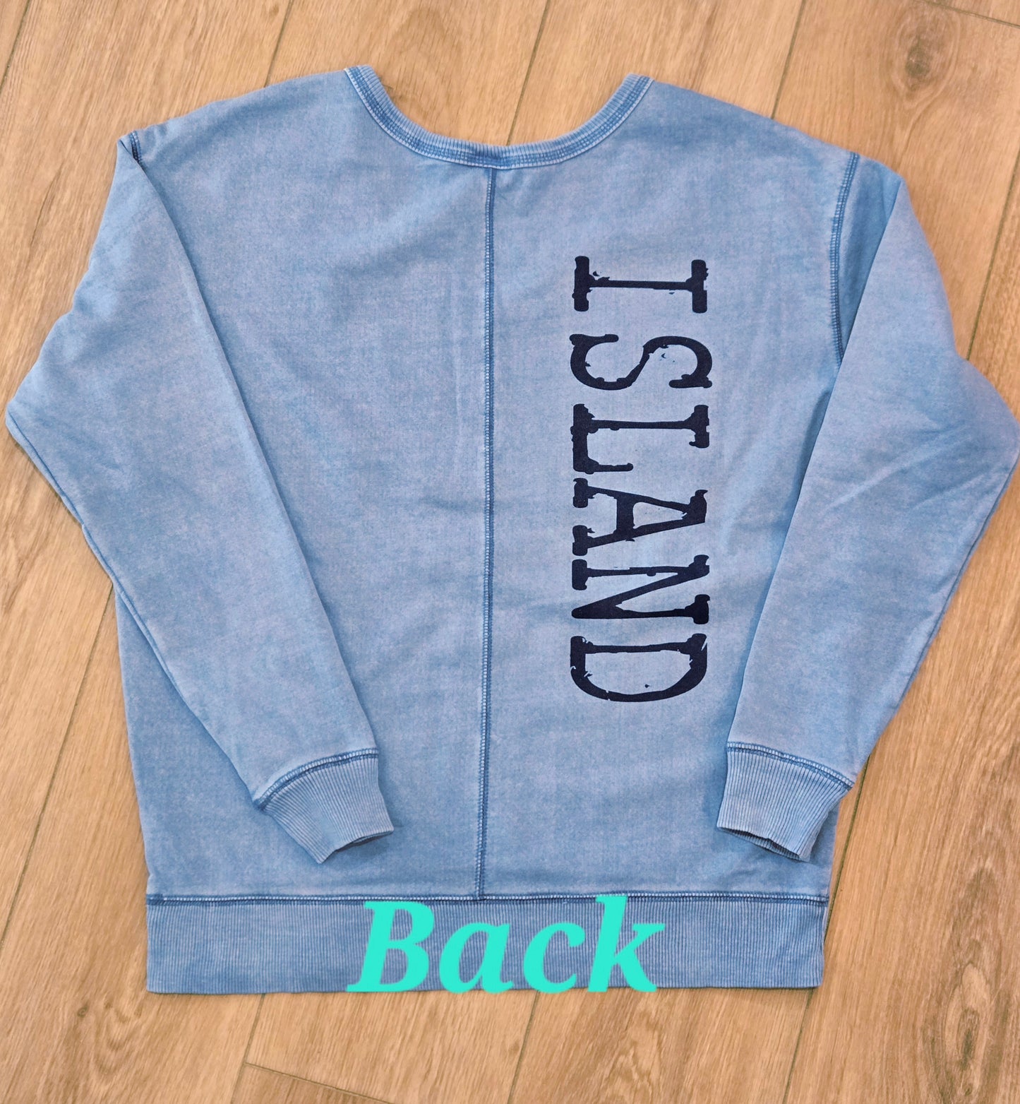 VERTICAL V-NECK SWEATSHIRT