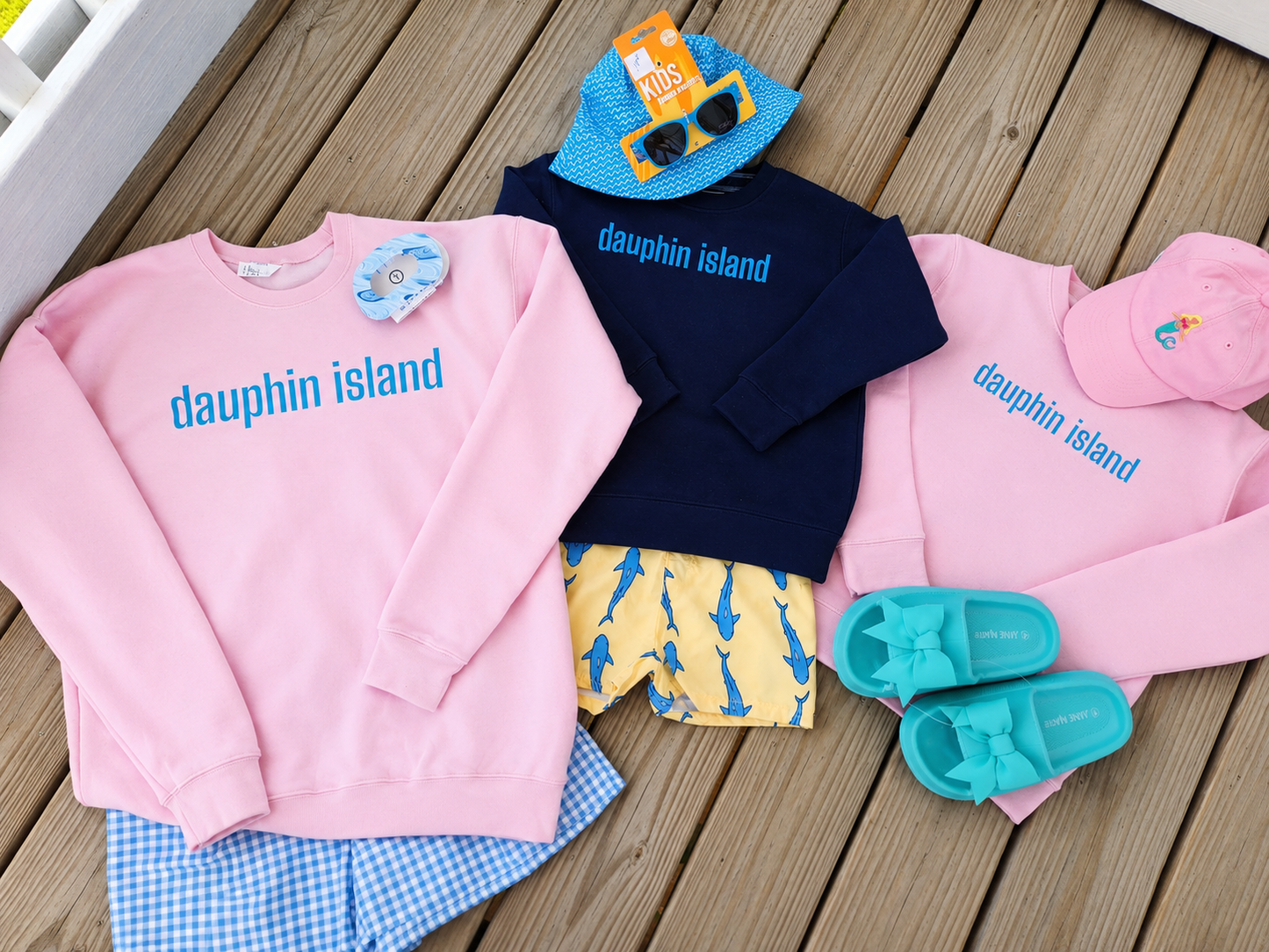 ADULT SCALLOP SHELL SWEATSHIRT