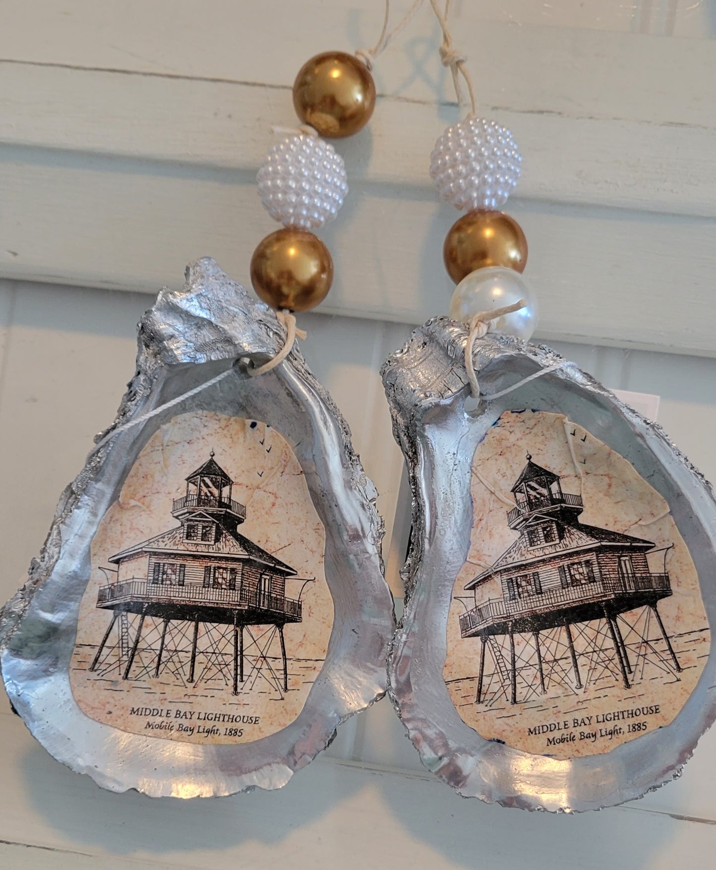 DECOUPAGE SHELL ORNAMENTS