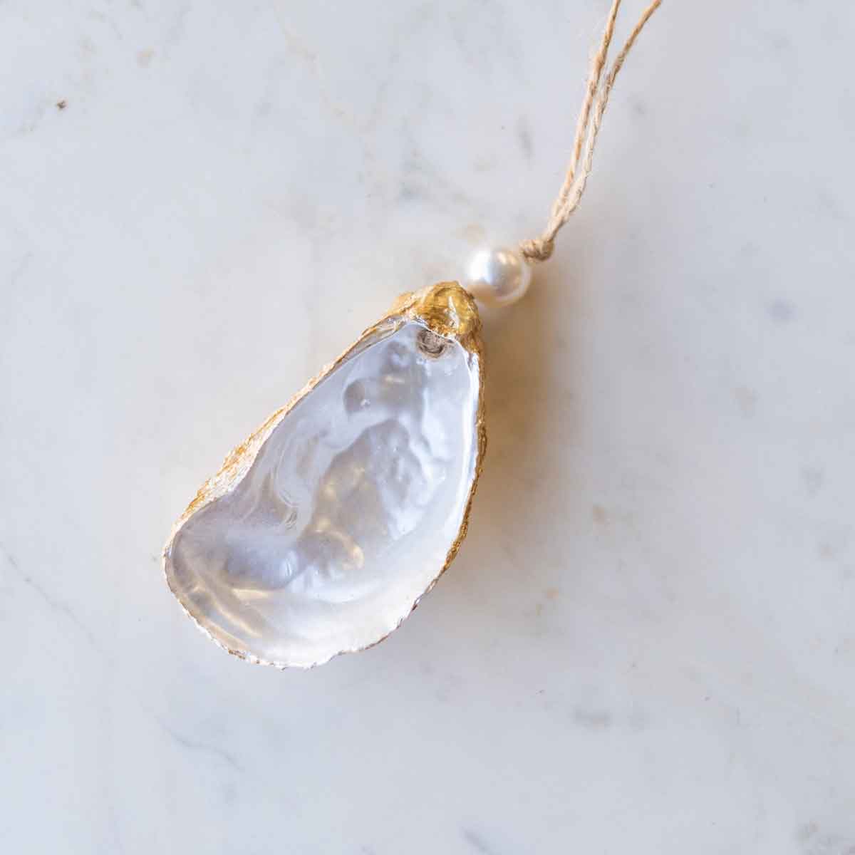 HOLIDAY STANDARD ORNAMENTS