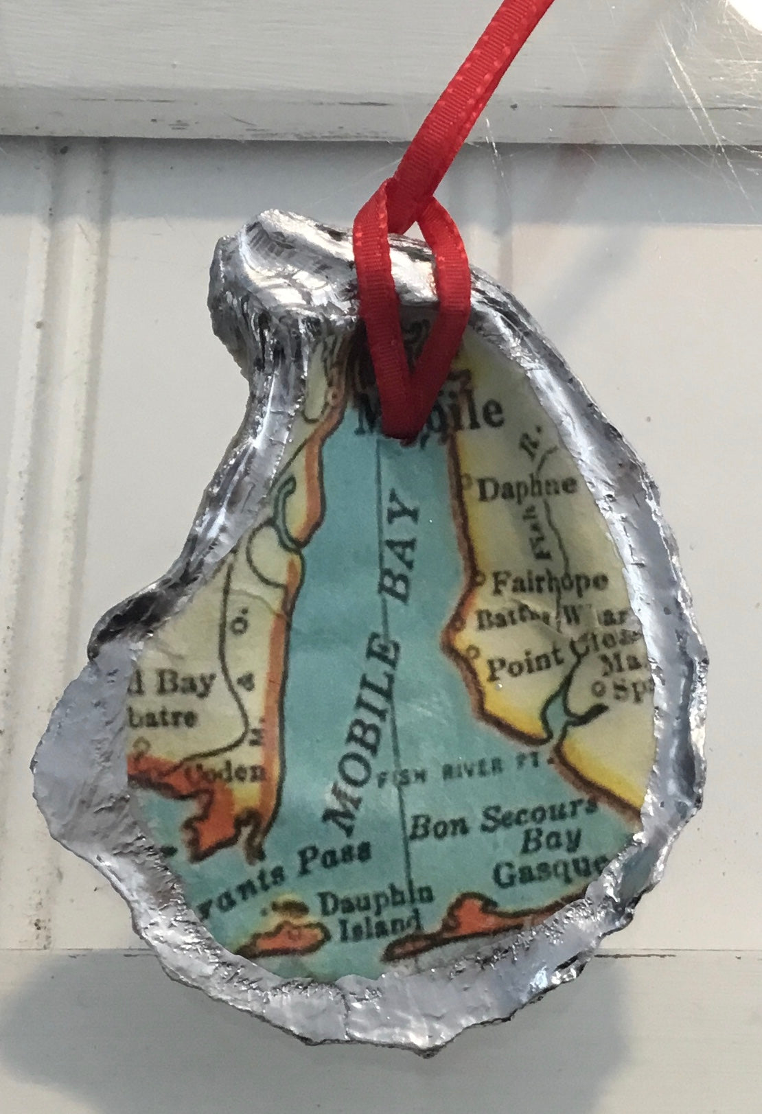 OYSTER MAP ORNAMENT