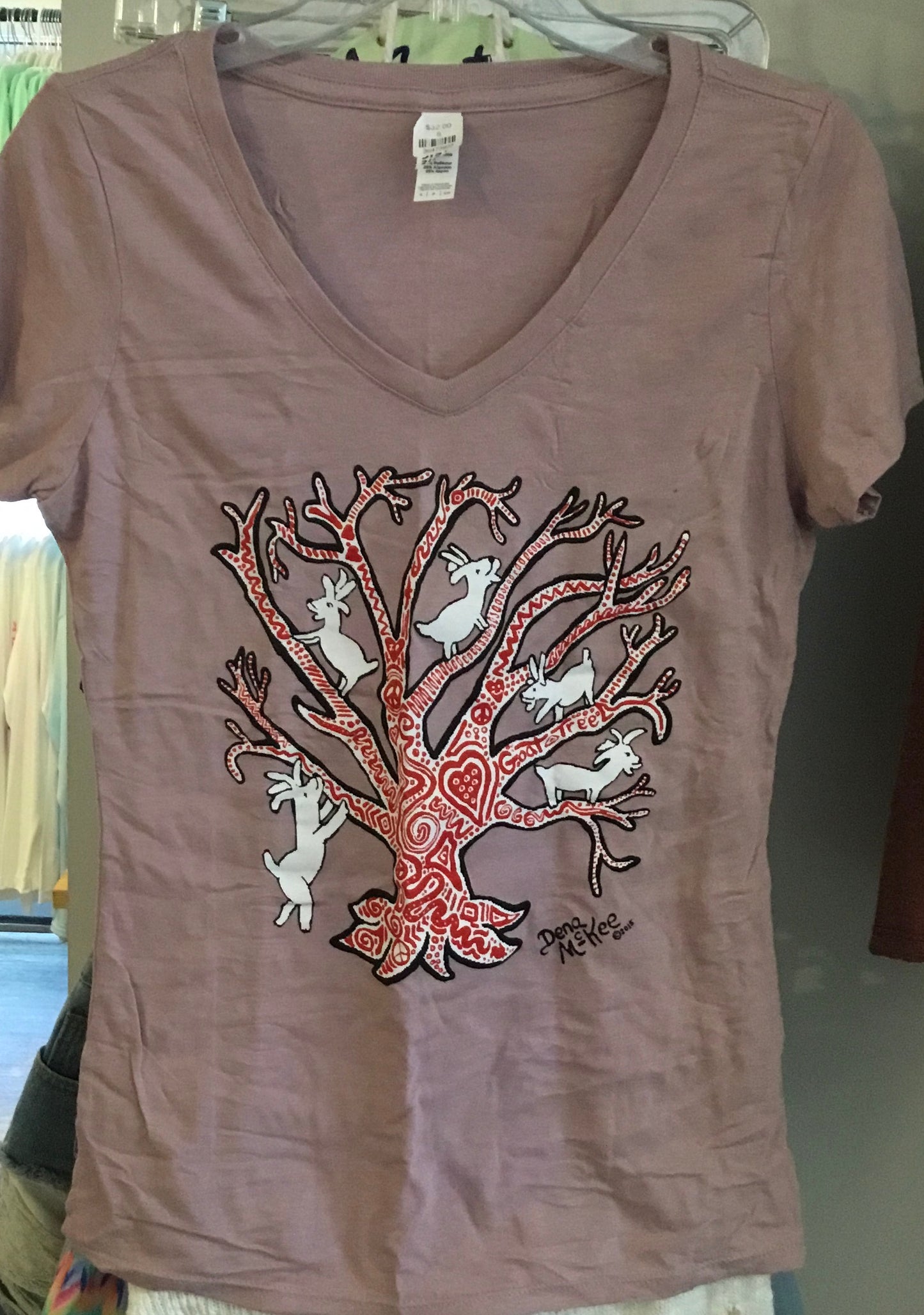 GOAT TREE V-NECK FITTED SS