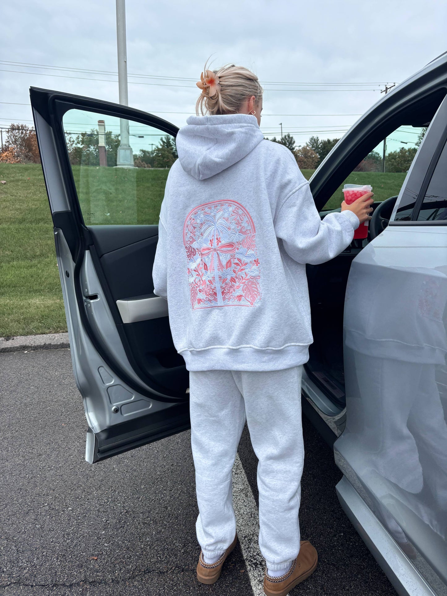 TROPICAL PALMS EMBROIDERED HOODIE