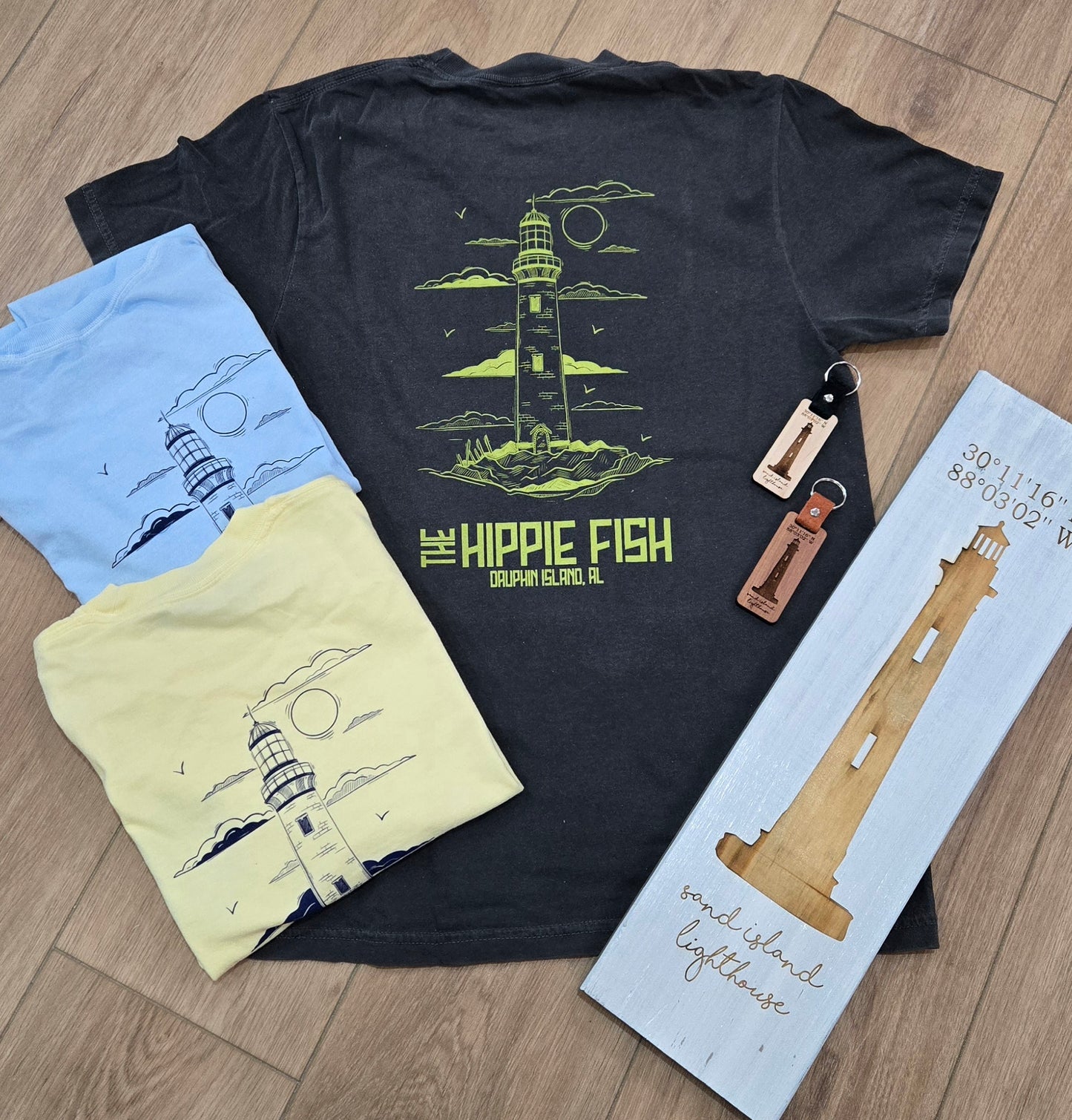 SAND ISLAND LIGHTHOUSE SS T-SHIRTS