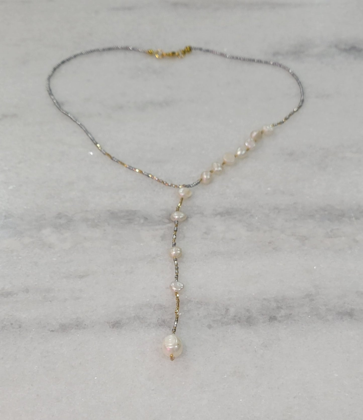 DROPS OF PEARL LARIAT NECKLACE