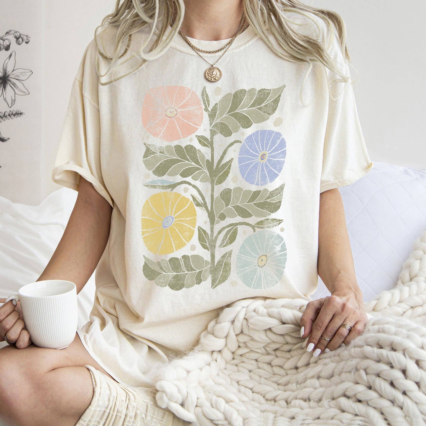 BOHO FOLK ART FLOWER T-SHIRT
