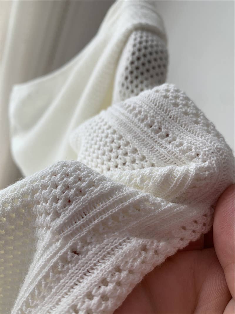 HOODED KNIT PULLOVER