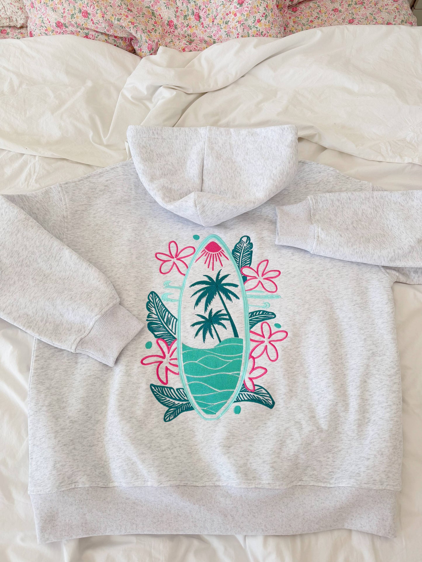 SURFING THE WAVES EMBROIDERED HOODIE
