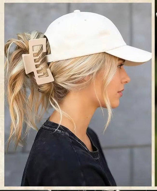 SNAPBACK HAT CLAW CLIPS