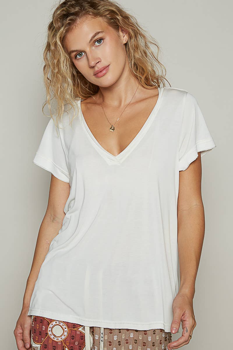 BASIC V-NECK KNIT TOP