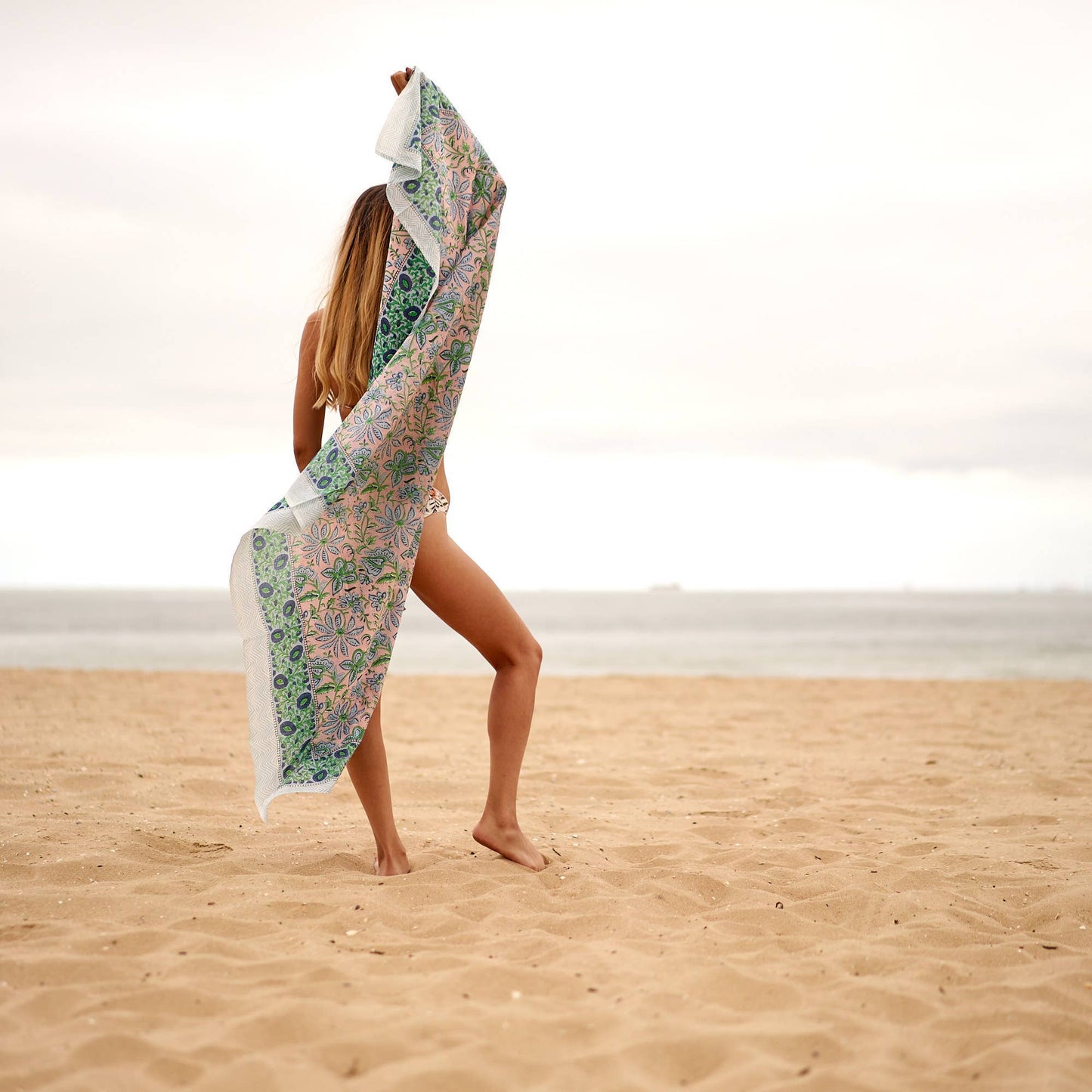 ISLAND FLORAL SARONGS