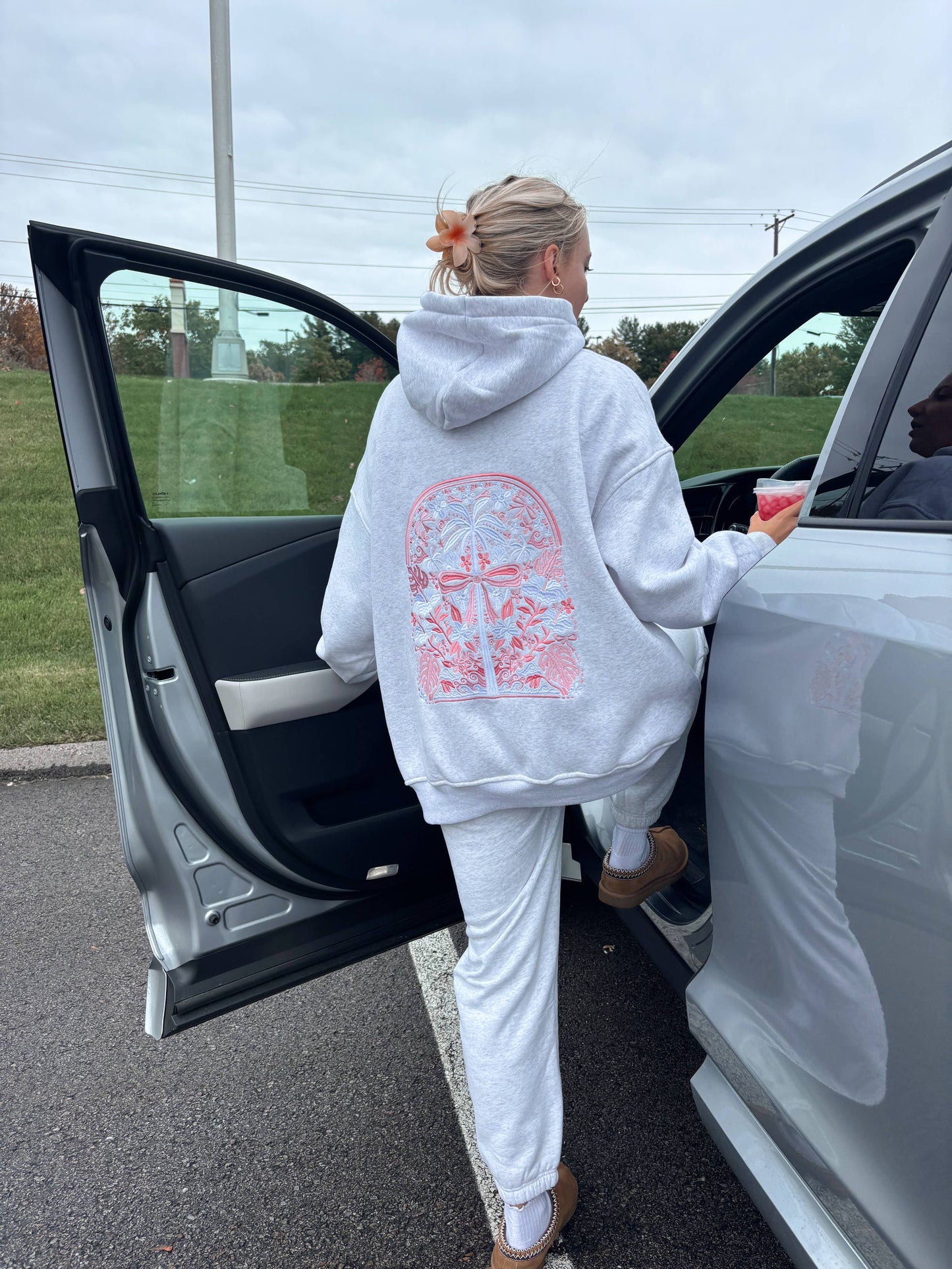 TROPICAL PALMS EMBROIDERED HOODIE