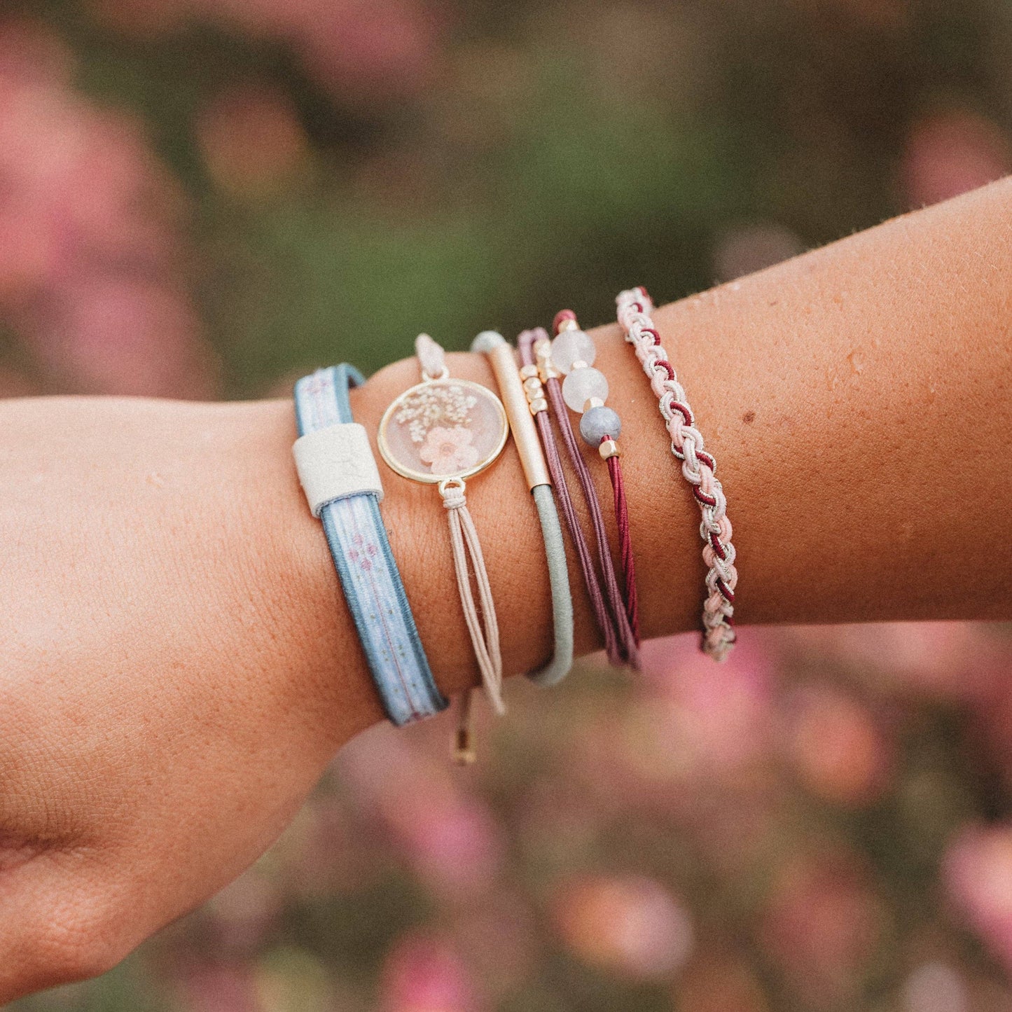 BEACH HAIR TIE BRACELETS