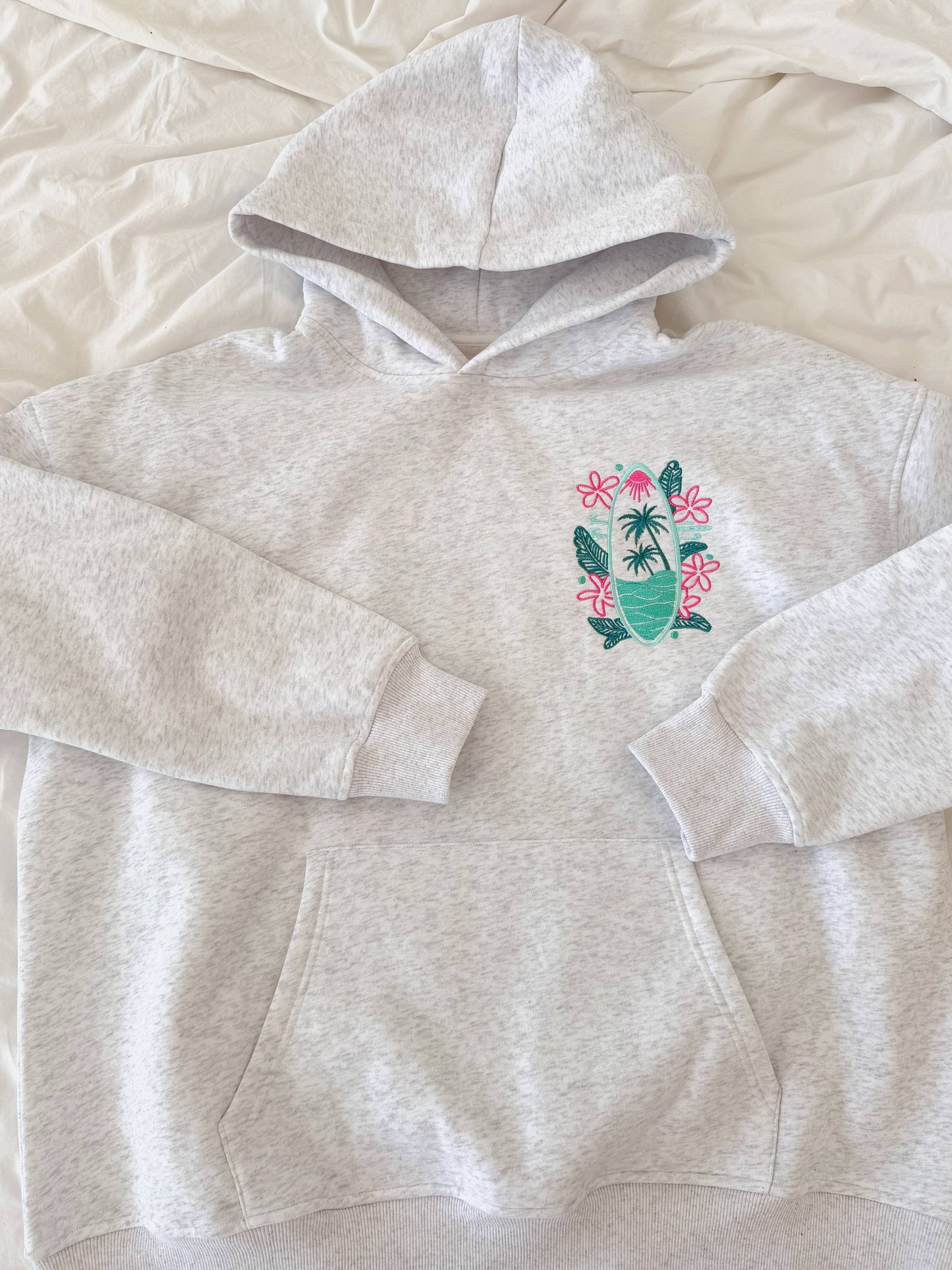 SURFING THE WAVES EMBROIDERED HOODIE