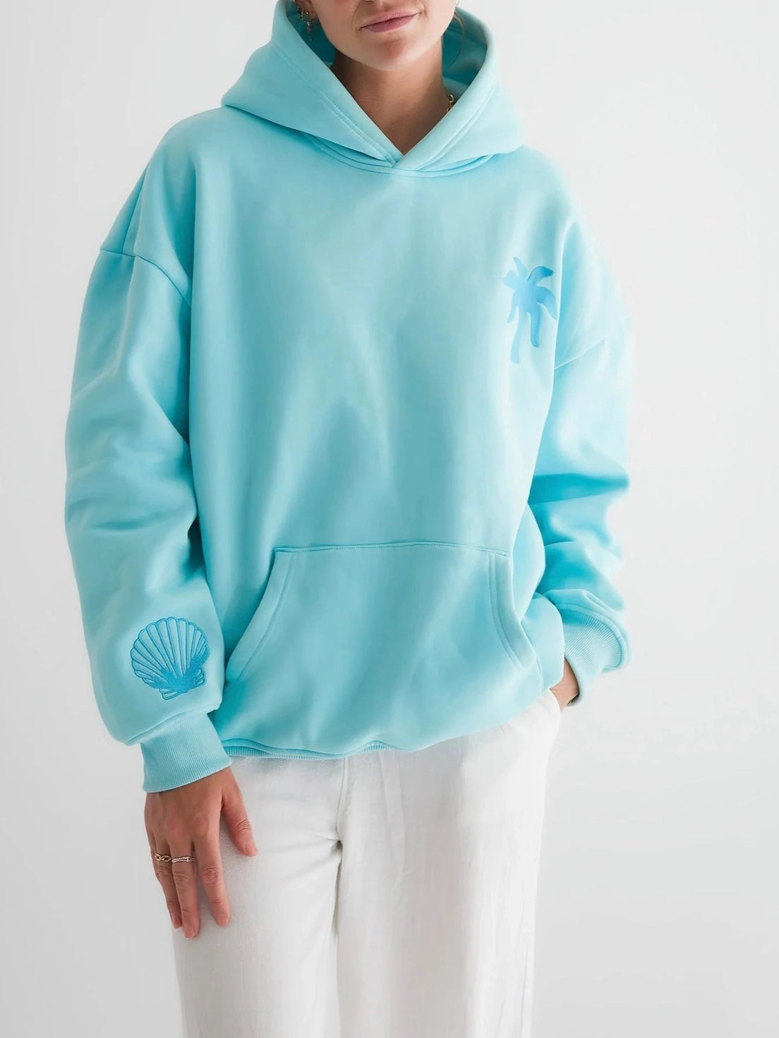 HAWAII HIBISCUS FLORAL EMBROIDERED OVERSIZE HOODIE