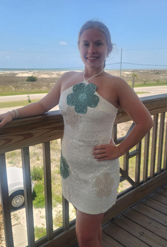 BEACH FLOWER CROCHET DRESS