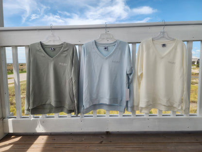 SILKY V-NECK SWEATSHIRT