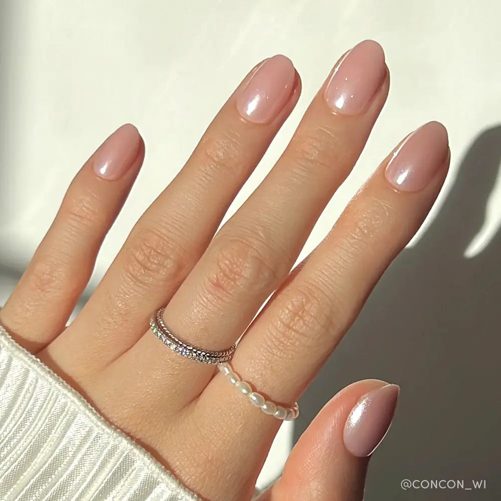 GLAMNETIC NAILS