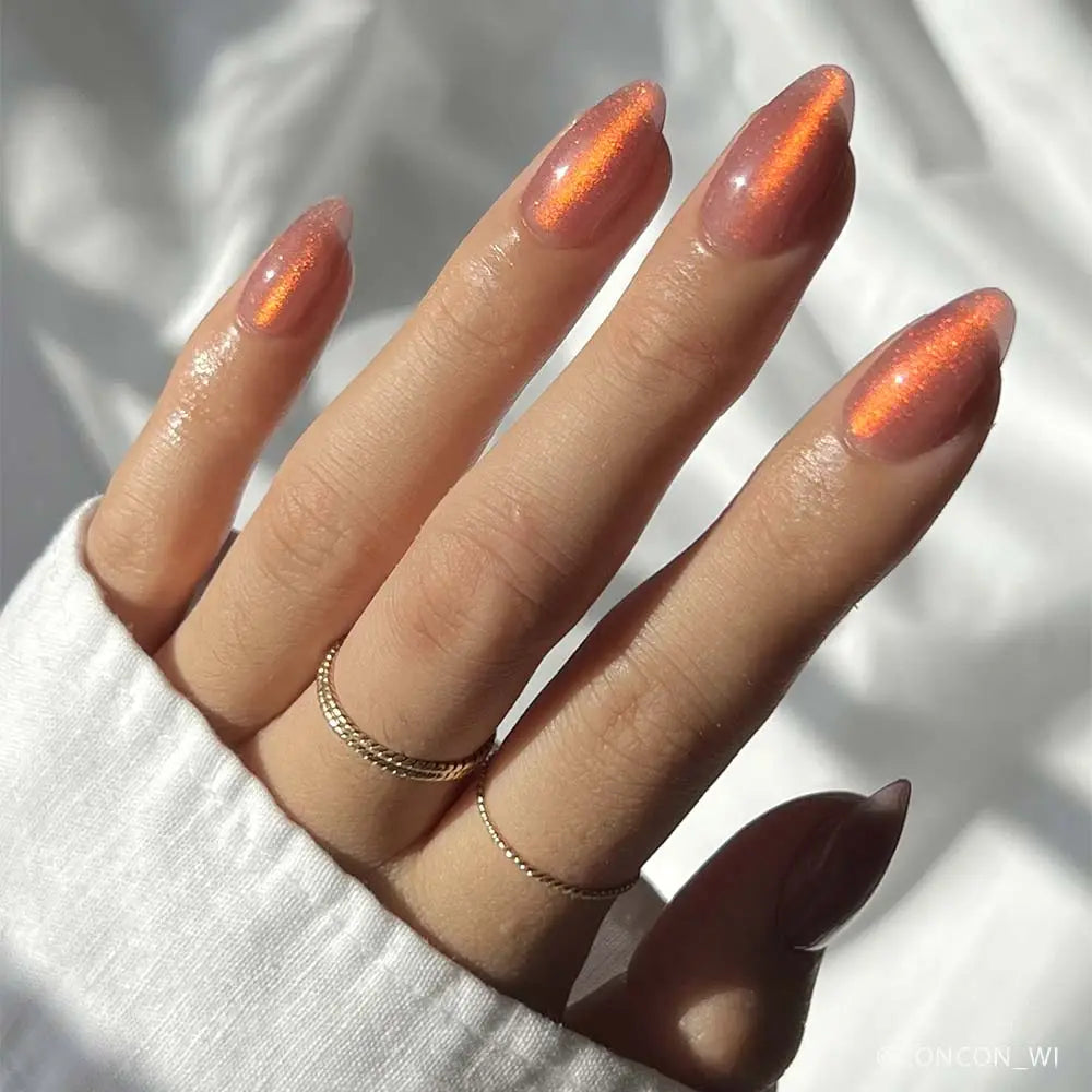 GLAMNETIC NAILS