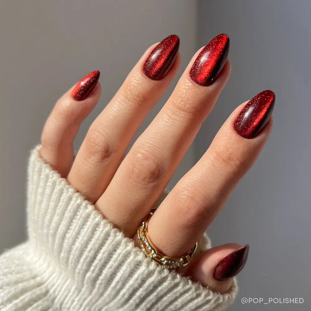 GLAMNETIC NAILS