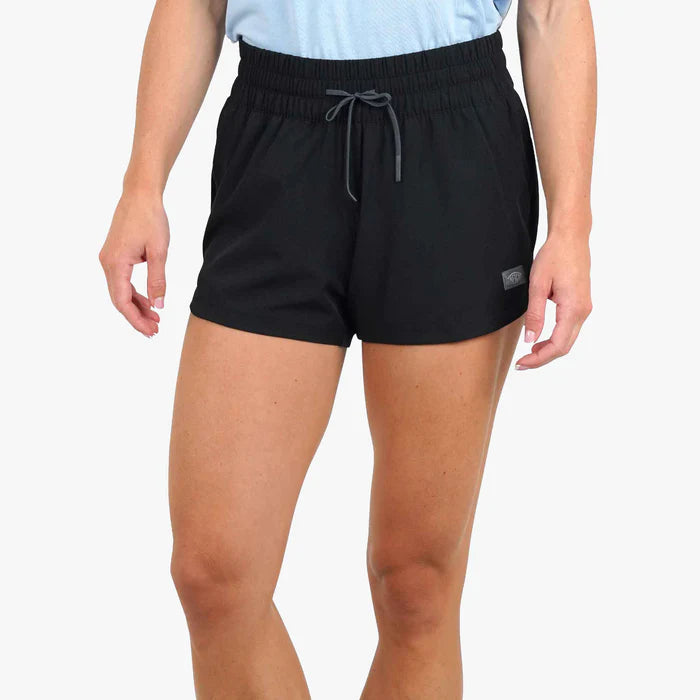AFTCO WOMEN'S STRIKE SHORTS