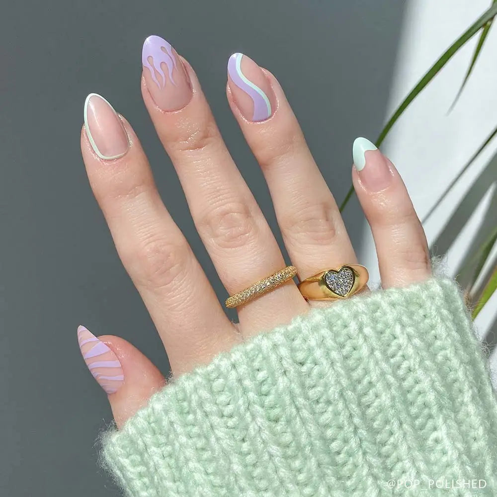 GLAMNETIC NAILS