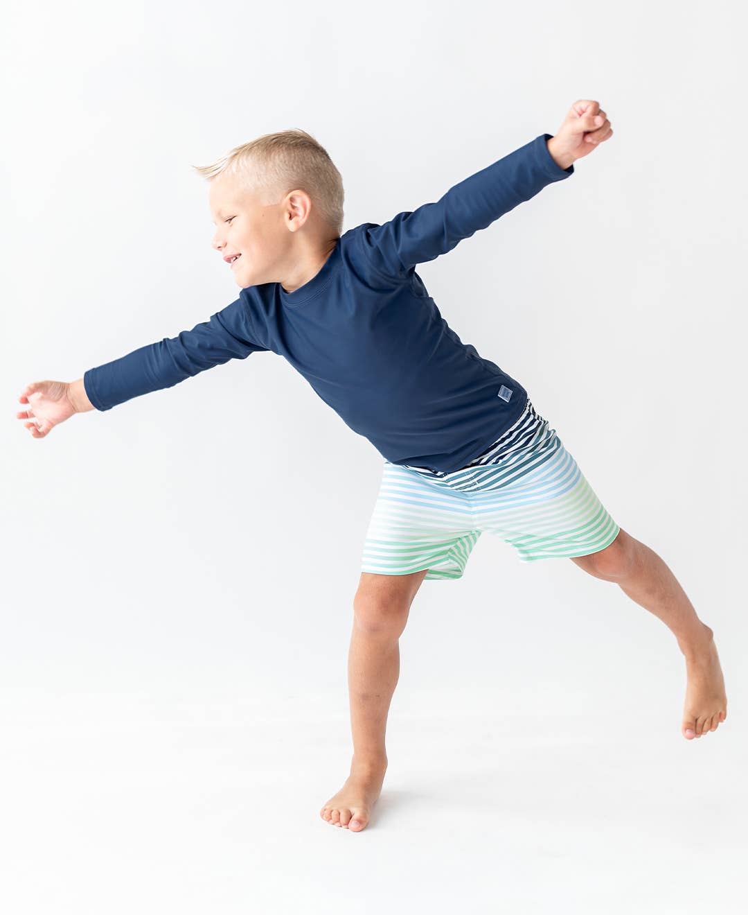 BOYS NAVY LONG SLEEVE RASH GUARD