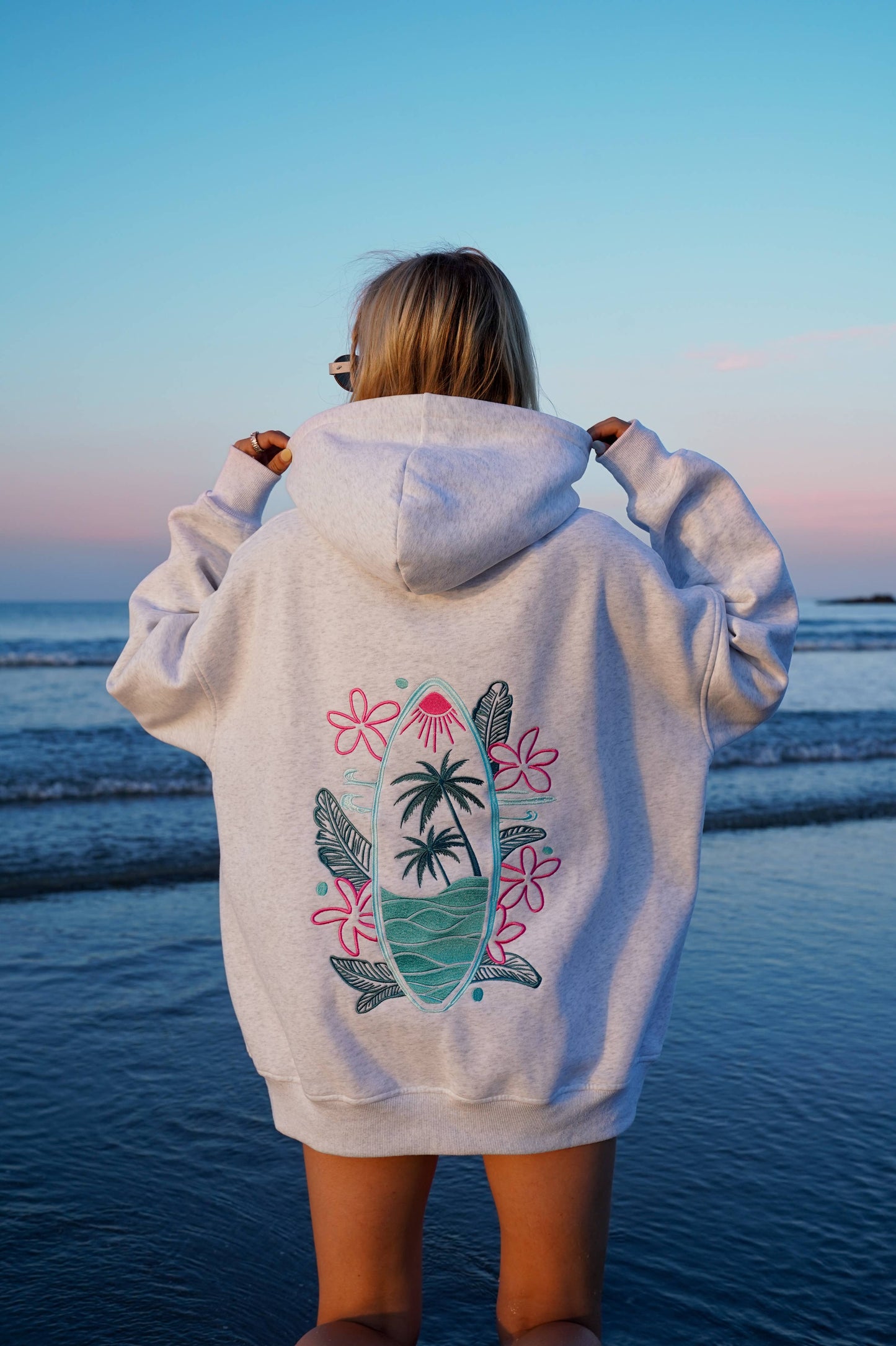 SURFING THE WAVES EMBROIDERED HOODIE