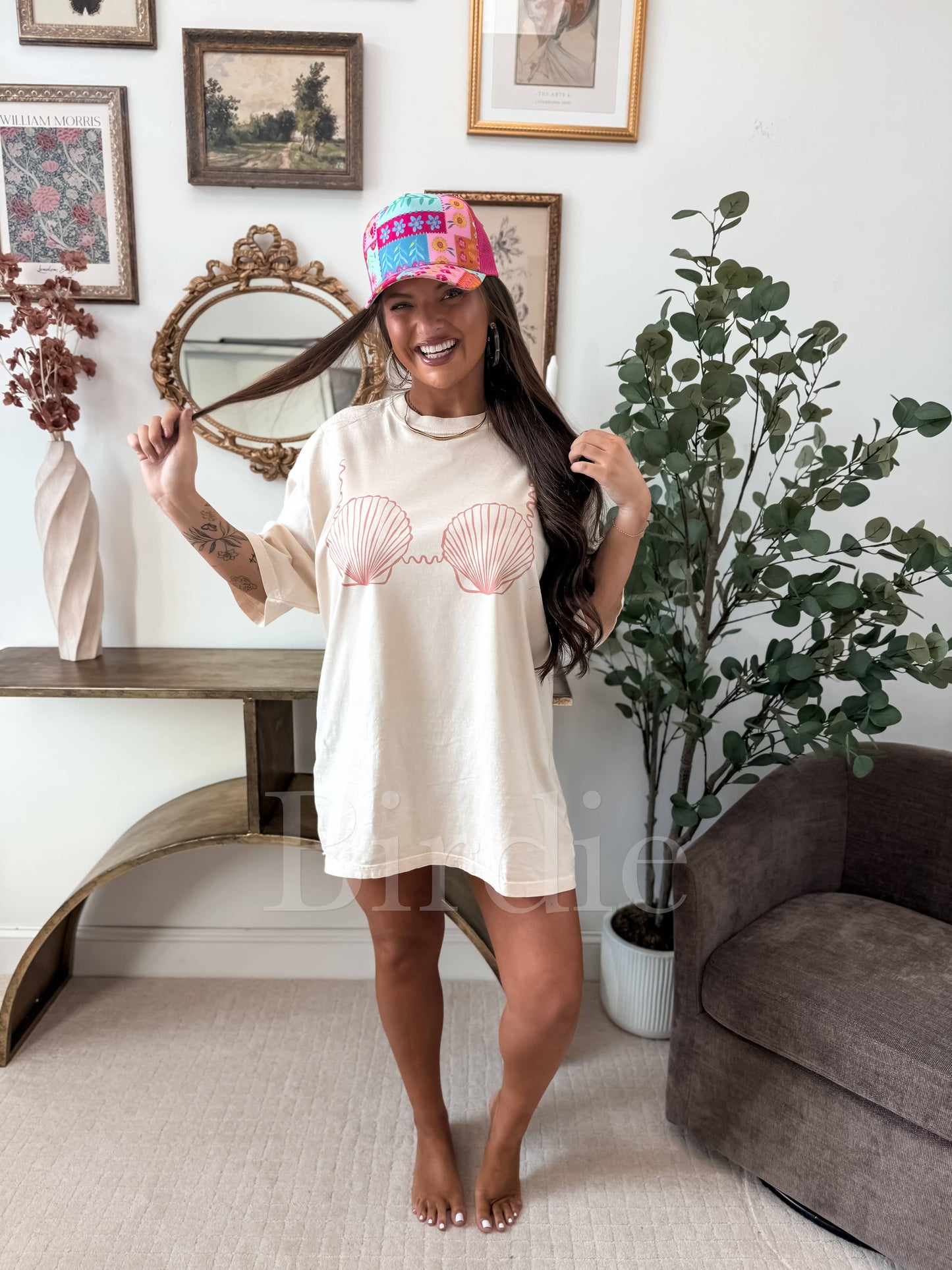 SEASIDE SHELL GRAPHIC TEE
