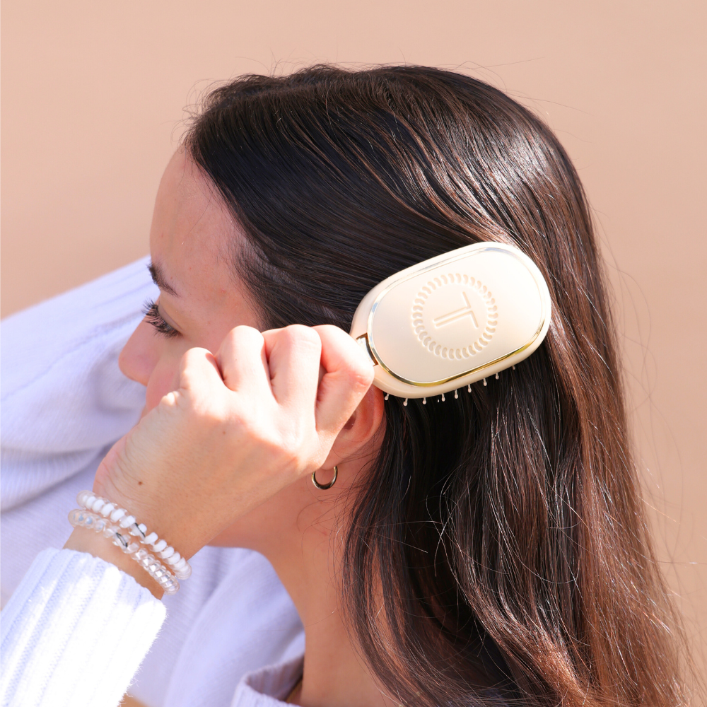 TELETIES: MULTI USE HAIR BRUSH