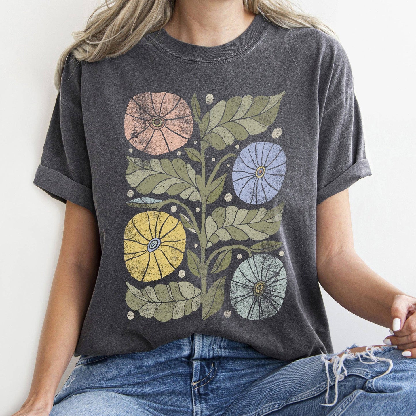 BOHO FOLK ART FLOWER T-SHIRT