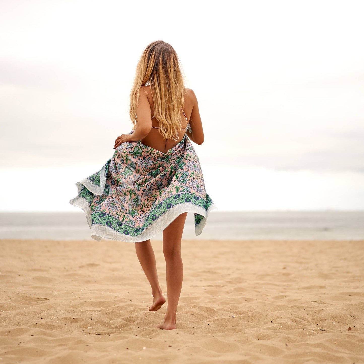 ISLAND FLORAL SARONGS