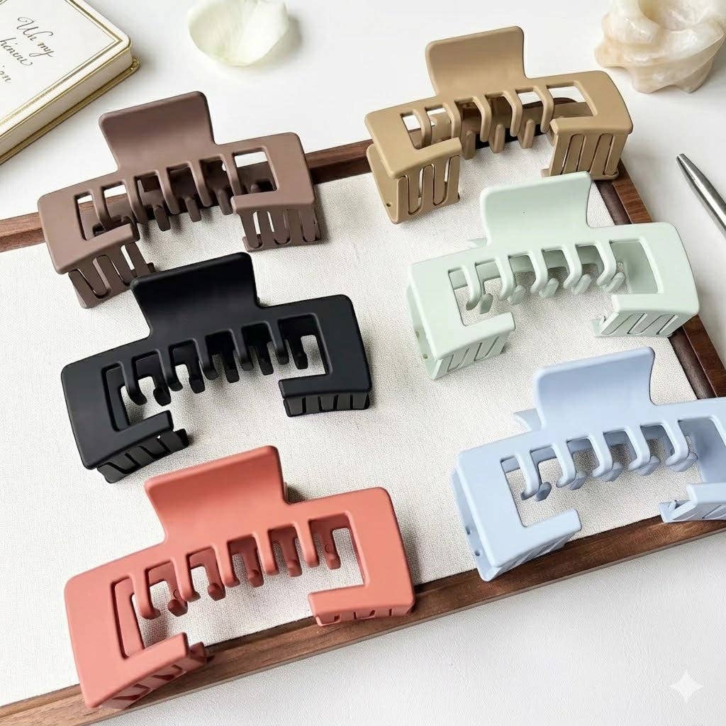 SNAPBACK HAT CLAW CLIPS