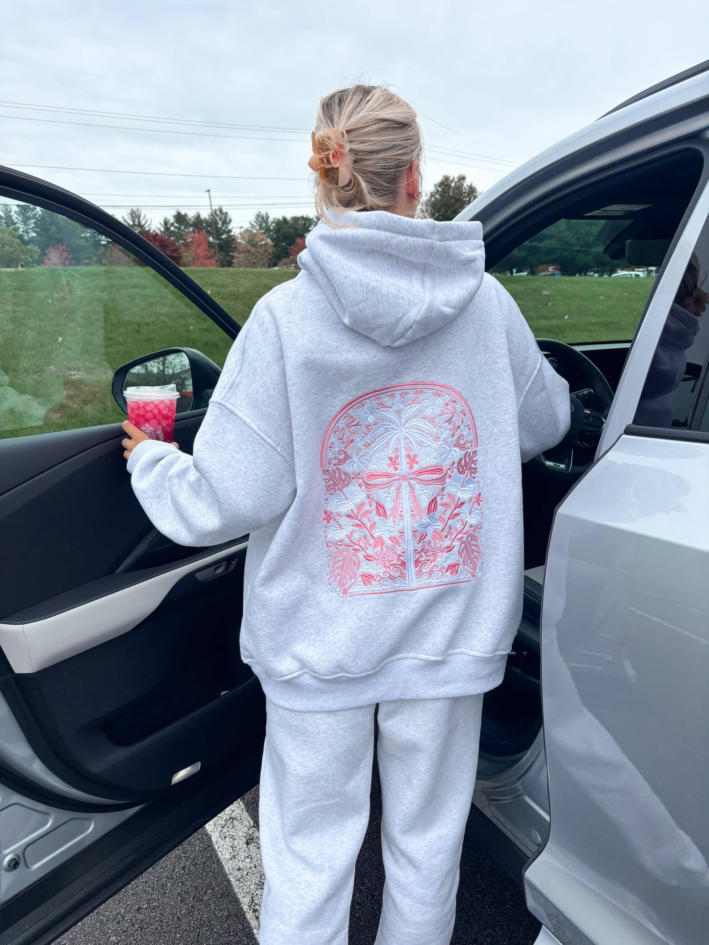 TROPICAL PALMS EMBROIDERED HOODIE