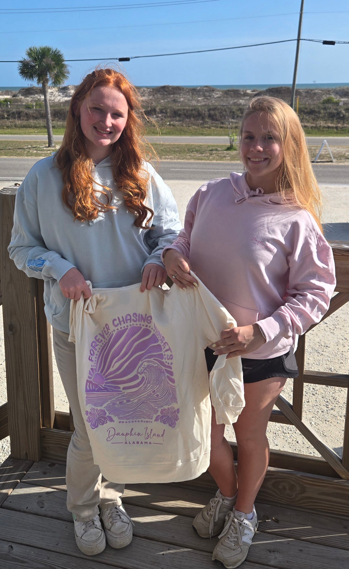 COASTAL EMBROIDERY HOODIE