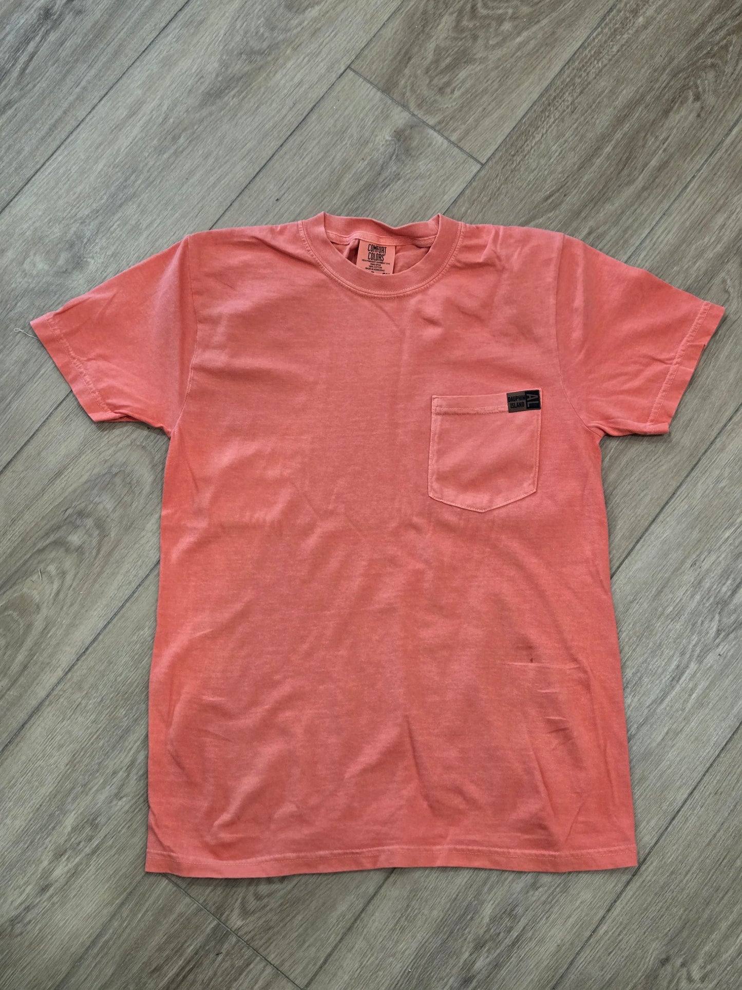 SOUVENIR POCKET PATCH SS T-SHIRT